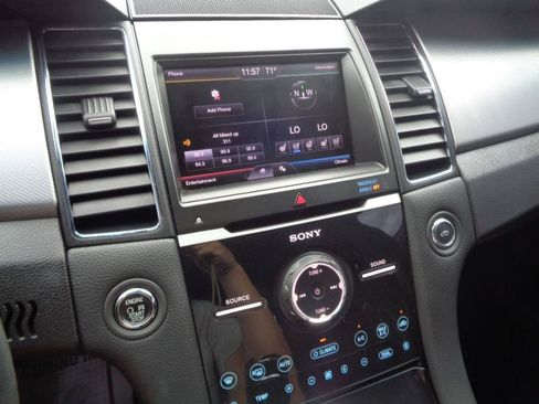 Used 2013 Ford Taurus SHO AWD/4WD image 34