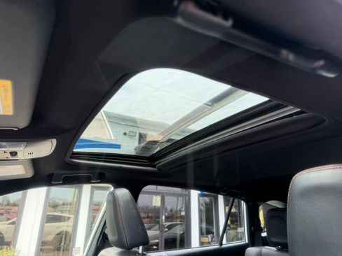 Used 2018 Toyota RAV4 SE w/ Power Extra Value Package image 17