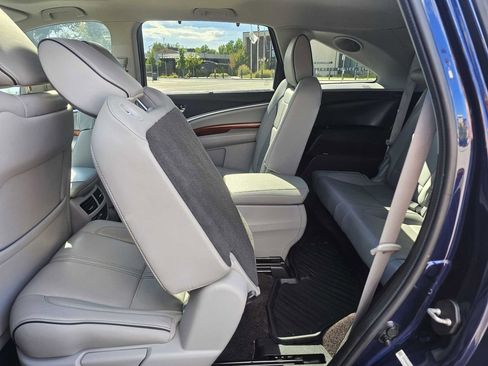 Used 2017 Acura MDX SH-AWD w/ Advance Package image 30