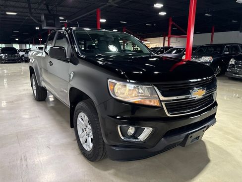 Used 2016 Chevrolet Colorado LT w/ LT Convenience Package RWD image 8