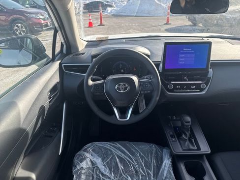 New 2026 Toyota Corolla Cross LE image 28
