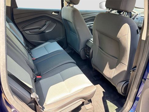 Used 2017 Ford C-MAX Energi SE FWD image 25