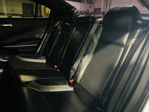 Used 2020 Dodge Charger SXT w/ Leather Interior Group RWD image 23