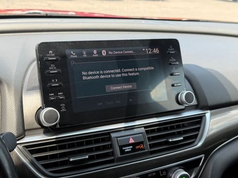 Used 2018 Honda Accord Sport image 22