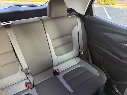 Used 2025 Chevrolet TrailBlazer LT image 35