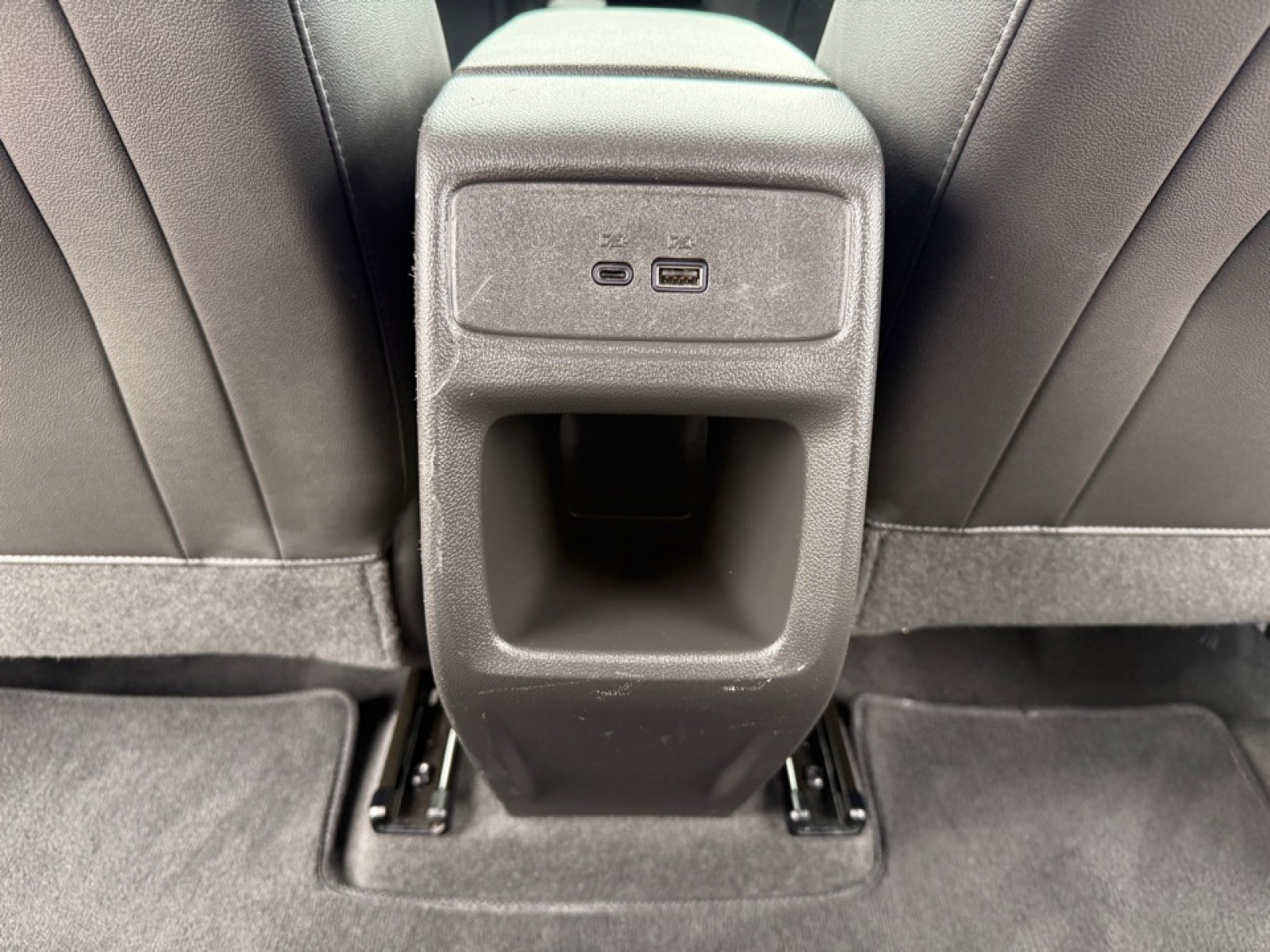 Used 2025 Chevrolet Trax LT w/ LT Convenience Package FWD image 31