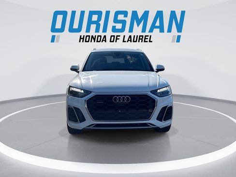 Used 2022 Audi Q5 2.0T Premium Plus w/ Premium Plus Package AWD/4WD image 3