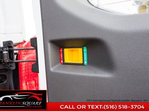 Used 2024 Ford Transit 350 XLT image 28