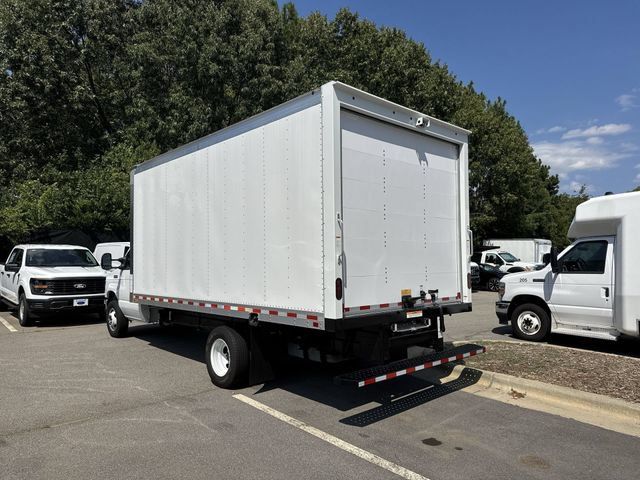 New 2027 Ford E-450 and Econoline 450 Super Duty w/ Driver's Safety Package RWD image 6