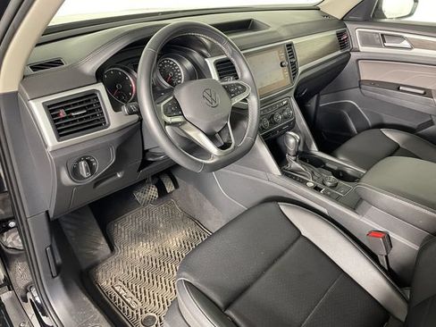 Used 2021 Volkswagen Atlas SE AWD/4WD image 3