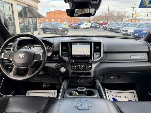 Used 2024 RAM 1500 Laramie AWD/4WD image 14