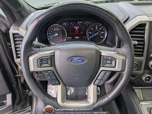 Used 2021 Ford Expedition XLT AWD/4WD image 19