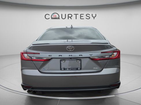 Certified 2025 Toyota Camry SE w/ Convenience Package FWD image 4