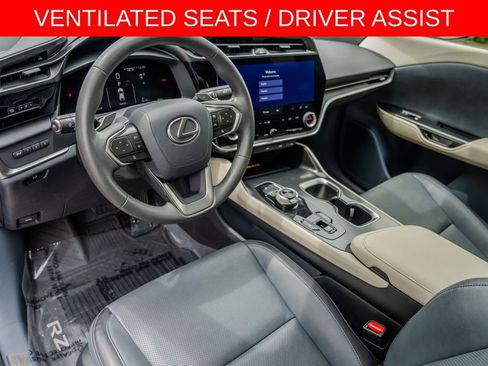 Used 2023 Lexus RZ 450e Premium w/ Technology Package AWD/4WD image 4