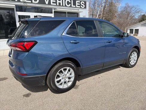 Certified 2024 Chevrolet Equinox LT image 3
