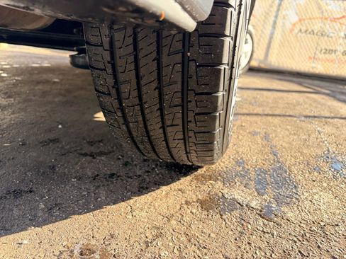 Used 2011 Toyota Prius Two image 40