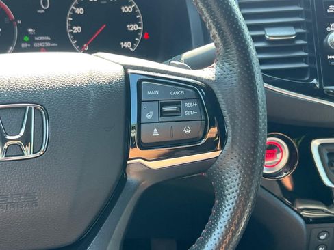 Used 2025 Honda Ridgeline Black Edition image 21