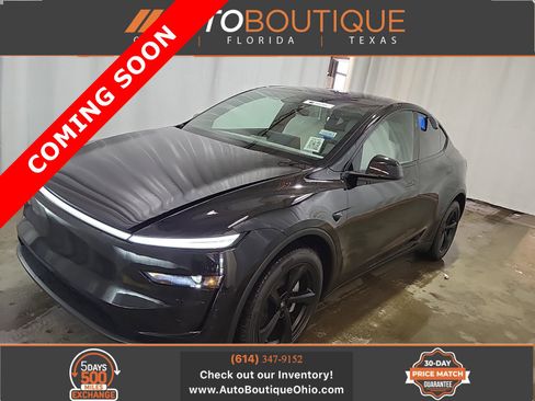 Used 2026 Tesla Model Y AWD image 1