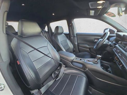 Used 2023 Honda HR-V Sport image 18