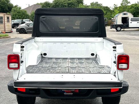 Used 2020 Jeep Gladiator Sport w/ Quick Order Package 24S AWD/4WD image 28