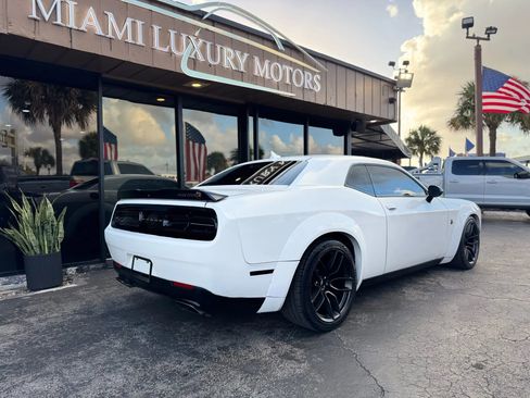 Used 2020 Dodge Challenger R/T Scat Pack RWD image 11
