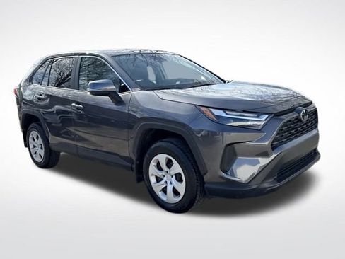 Used 2024 Toyota RAV4 LE image 8