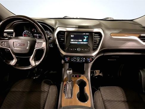 Used 2019 GMC Acadia SLE image 16