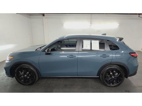 Used 2025 Honda HR-V Sport image 5