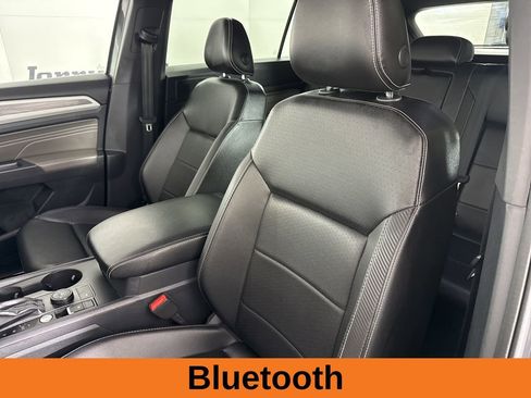 Used 2021 Volkswagen Atlas Cross Sport SE w/ Panoramic Sunroof Package image 10