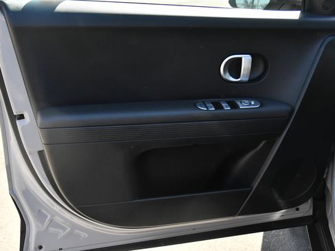 Used 2024 Hyundai Ioniq 5 SEL RWD image 14