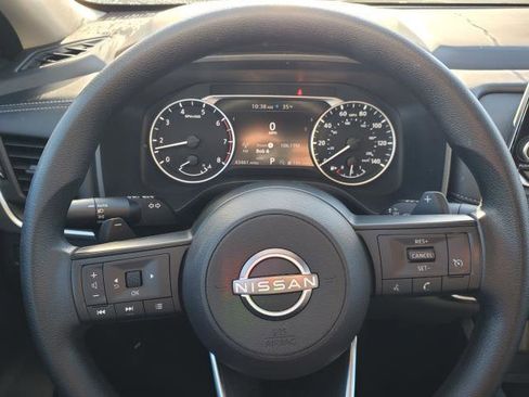 Used 2024 Nissan Rogue S image 10