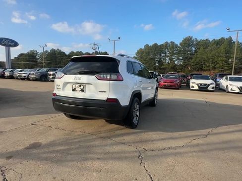 Used 2019 Jeep Cherokee Latitude Plus image 6