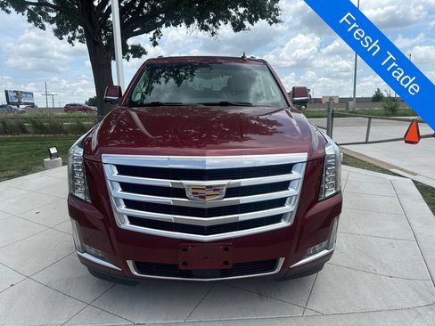 Used 2016 Cadillac Escalade Premium AWD/4WD image 2