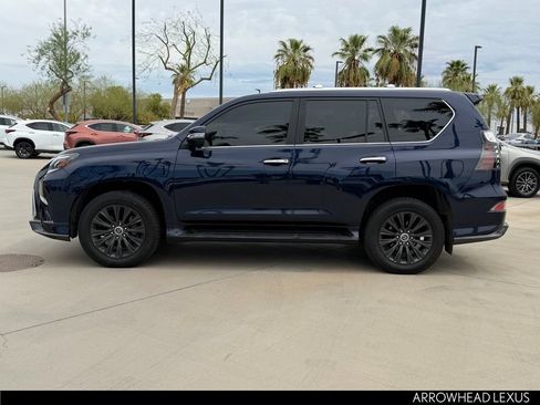 Used 2023 Lexus GX 460 Luxury w/ Sport Design Package AWD/4WD image 3