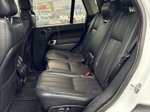 Used 2015 Land Rover Range Rover Supercharged image 15