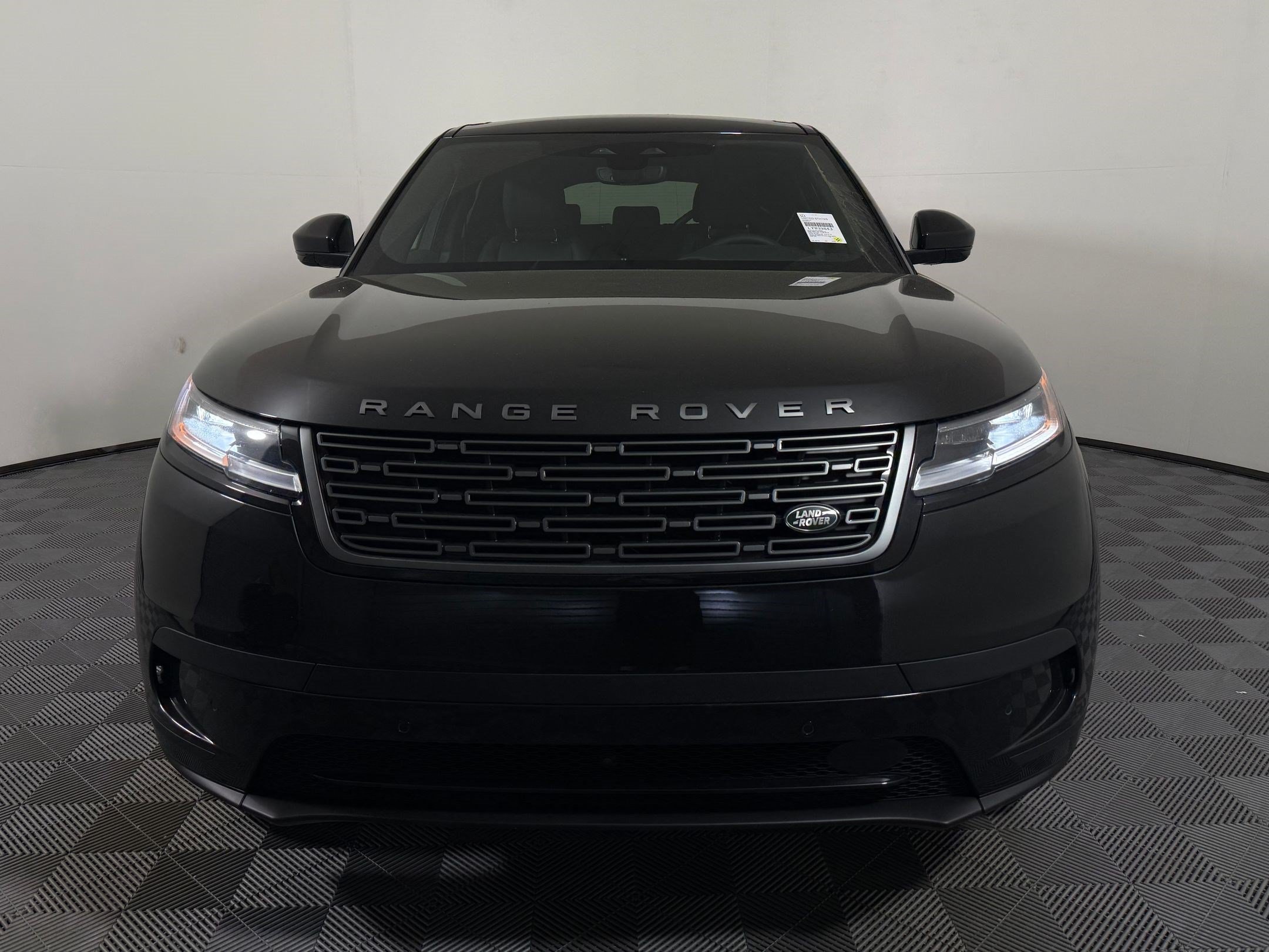 New 2026 Land Rover Range Rover Velar S AWD/4WD image 6