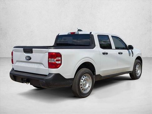 New 2025 Ford Maverick XL image 2