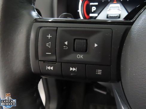 Used 2021 Nissan Rogue Platinum FWD image 13