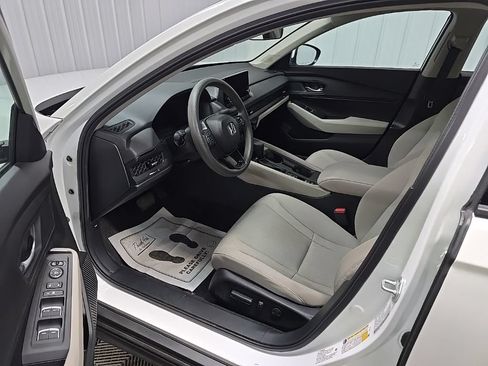 Certified 2024 Honda Accord EX image 29