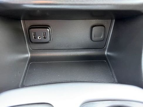 Used 2022 Chevrolet Colorado LT w/ Fleet Safety Package image 24