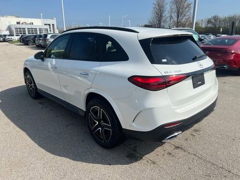Used 2023 Mercedes-Benz GLC 300 4MATIC image 8
