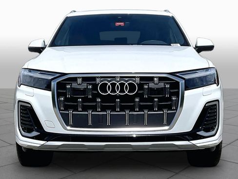 Used 2025 Audi Q7 3.0T Premium Plus AWD/4WD image 4