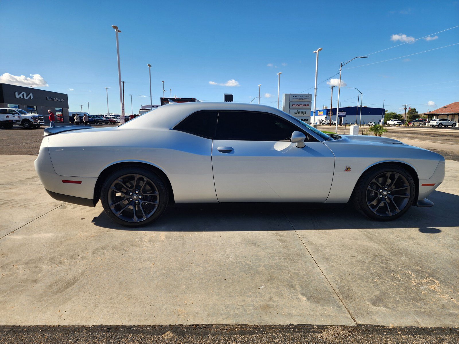 Used 2021 Dodge Challenger R/T Scat Pack RWD image 4