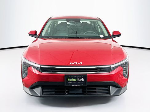 Used 2025 Kia K4 FWD image 2