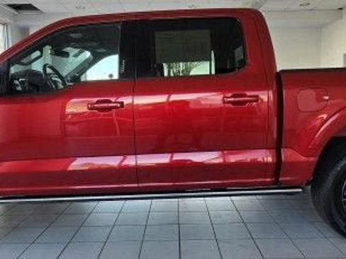 Used 2021 Ford F150 Lariat w/ Equipment Group 502A High AWD/4WD image 2