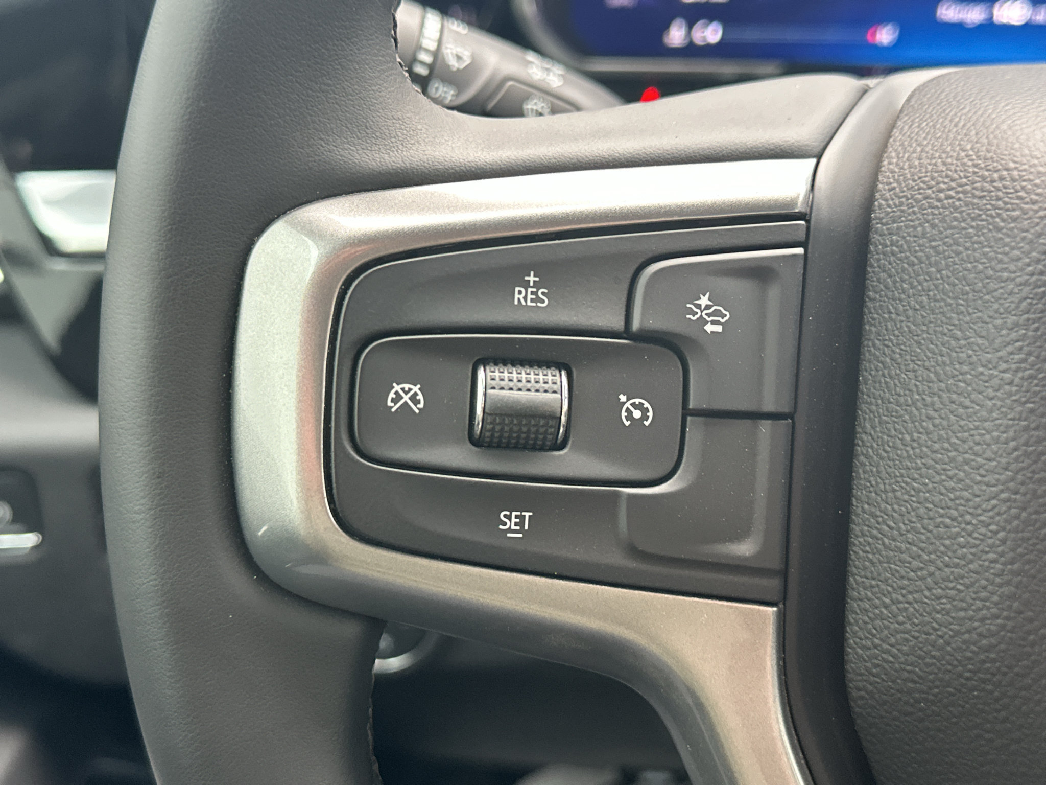 Used 2026 Chevrolet Silverado 2500 LT AWD/4WD image 9