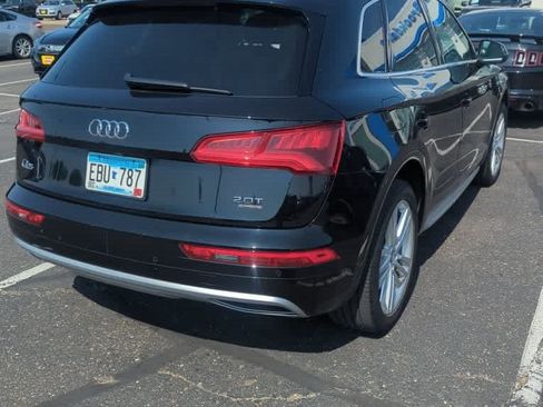 Used 2018 Audi Q5 2.0T Premium Plus w/ Premium Plus Package AWD/4WD image 3