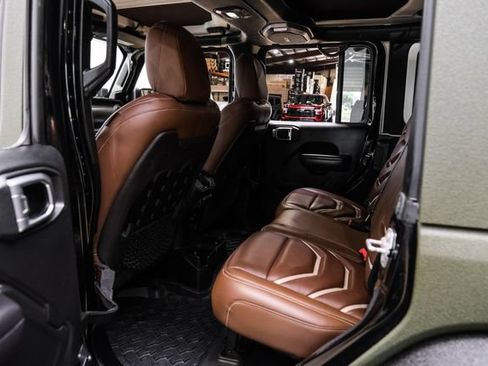 Used 2018 Jeep Wrangler Unlimited Rubicon AWD/4WD image 79