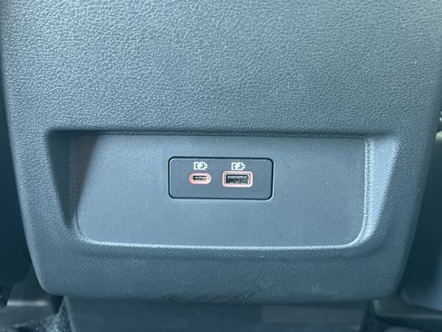 Used 2025 Nissan Frontier SV image 20