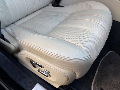 Used 2013 Jaguar XJ L Ultimate image 78